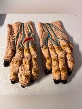Vintage 80s Halloween Costume Latex Monster Hands Large